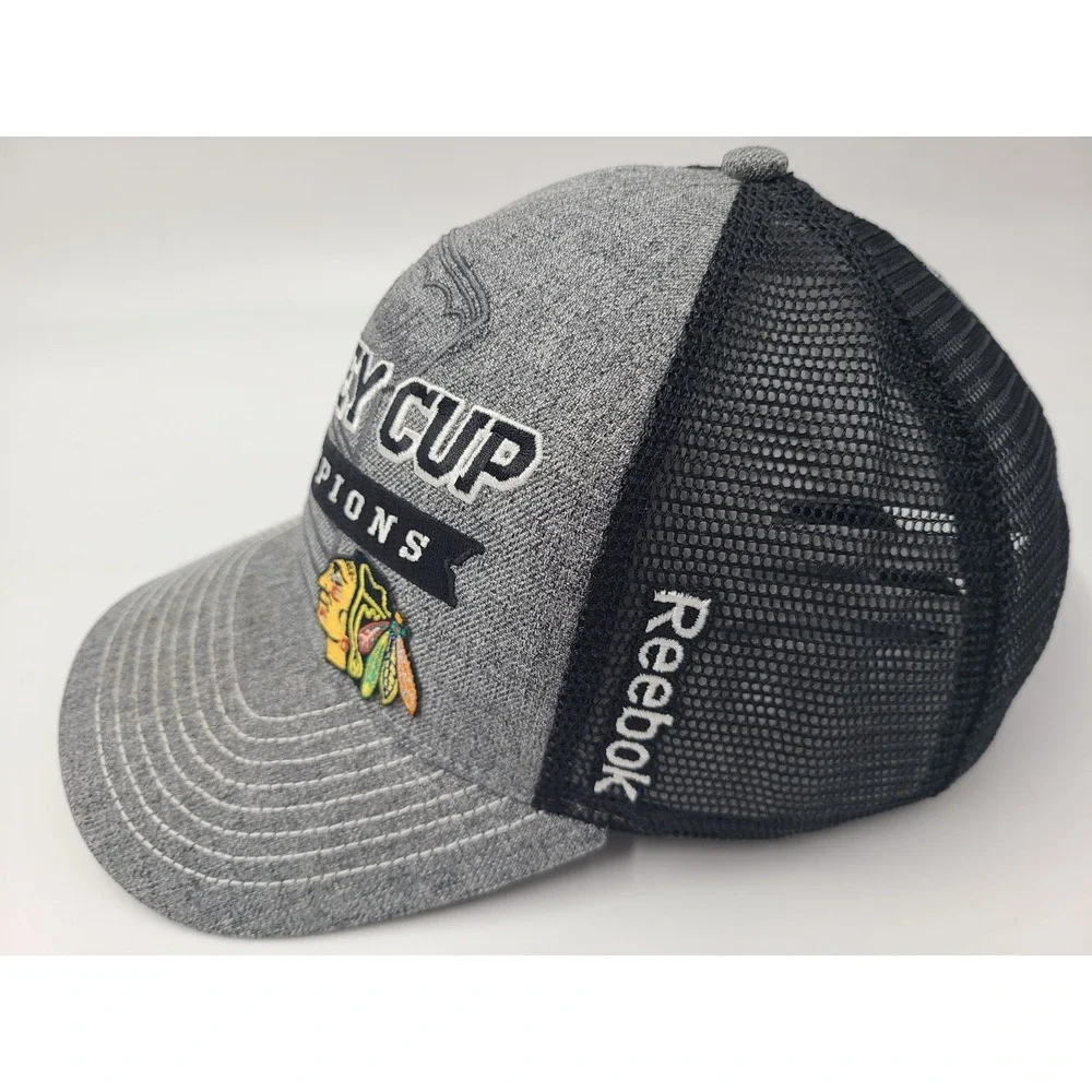 Chicago Blackhawks 2013 Stanley Cup Champions Mesh Snapback (Fits Small) Hat Cap